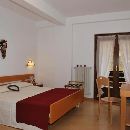 Mae Hotel