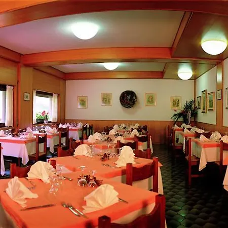 Hotel Mae